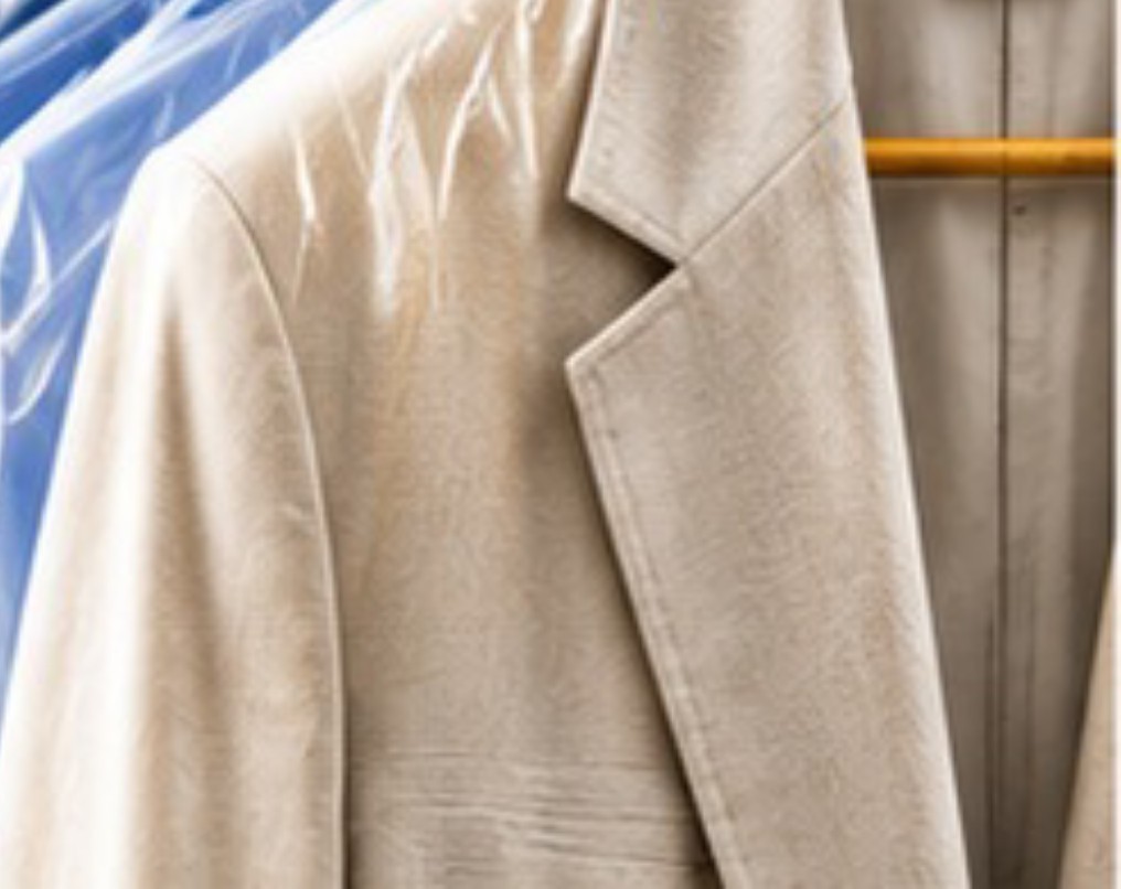 Dry cleaning service for sarees, suits and garments in Pune